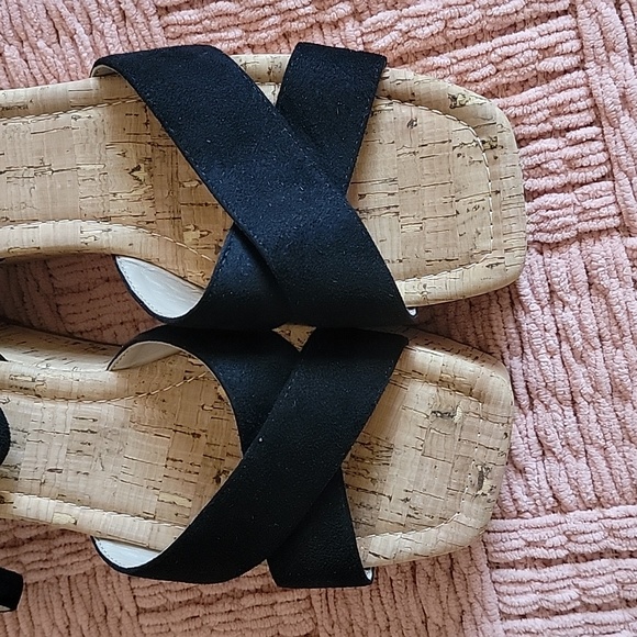 Steve Madden Black & Tan Suede Sandals, ankle buckle ✌️✌️✌️✌️ - Picture 10 of 10